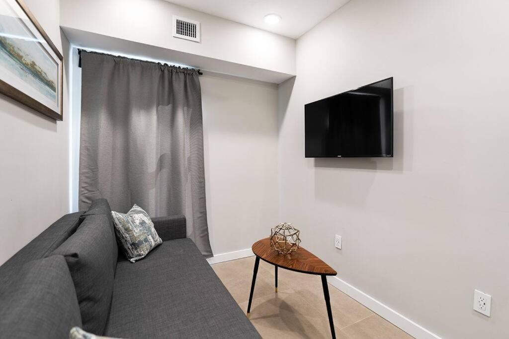 Elegant Miami Apartment East Little Havana / Free Parking Eksteriør billede