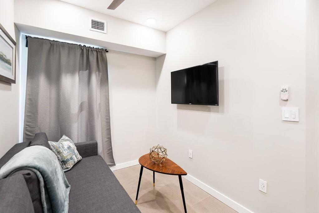 Elegant Miami Apartment East Little Havana / Free Parking Eksteriør billede